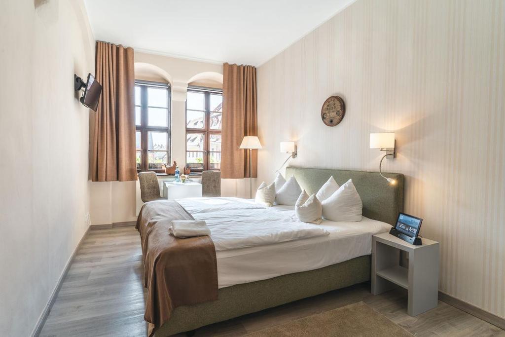 Pirnscher Hof - Hotel Garni Πίρνα Εξωτερικό φωτογραφία